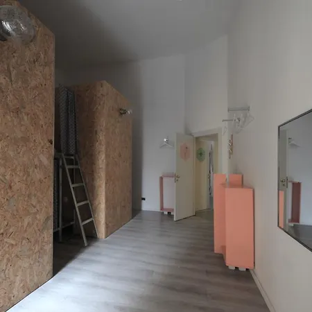 بيت شباب Dopa