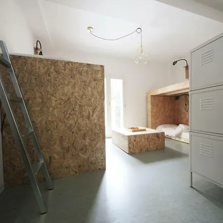 بيت شباب Dopa *