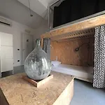 Dopa Hostel