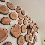 Dopa Hostel *